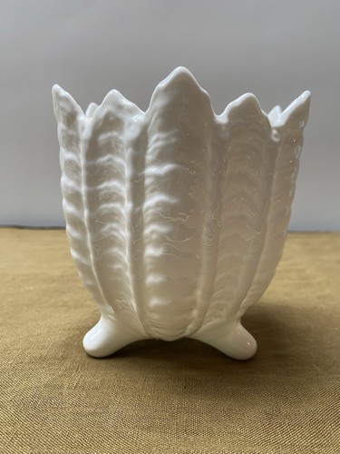 Wedgwood countryware planter - planter, /