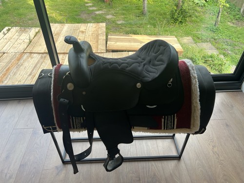 Wintec western saddle - western,