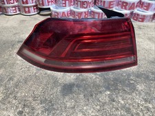 2016 VOLKSWAGEN PASSAT SALOON