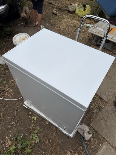 Logik chest freezer 189 - chest, litres