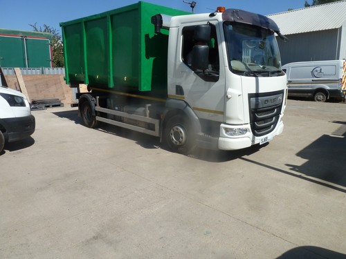 Daf lf210 tonne hookloader - 12,