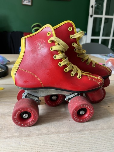 Official roller derby skates - roller,