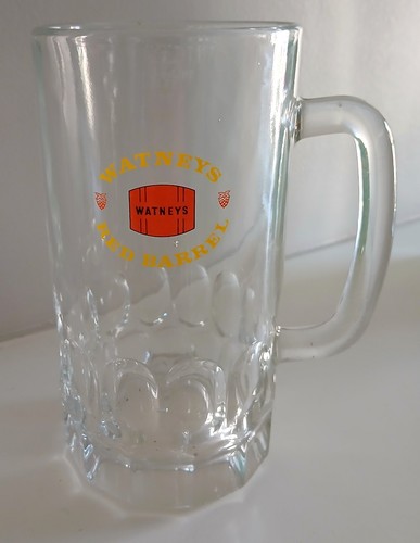 Watneys red barrel - red, pint