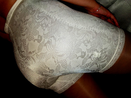 Vtg silky nylon garters flower - vtg,