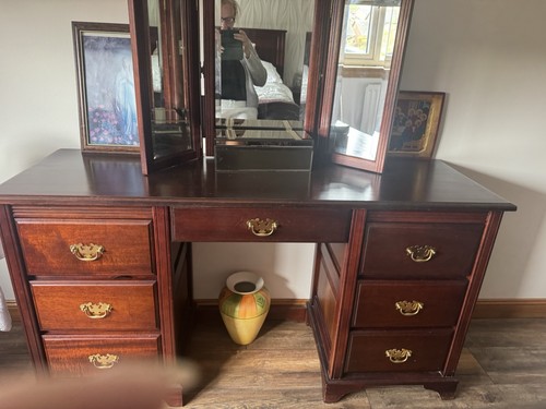 Stag minstrel dressing table - stag,
