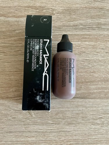 Mac studio radiance face and - mac,