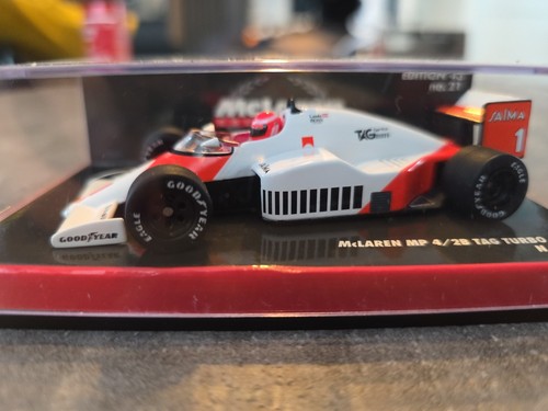 Mclaren mp4 tag - mclaren, mp4/2b