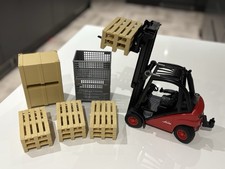 Bruder Linde Forklift Truck Model Toy With Accessories