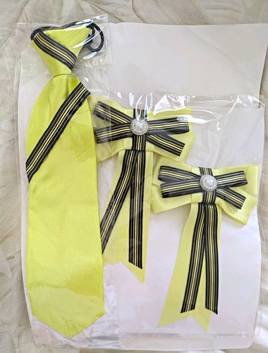 Equestrian lead rein - equestrian, bow