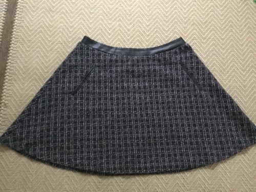 Short line skirt yumi - line,