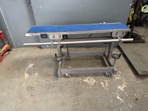 Stainless steel conveyor - 1.6m,