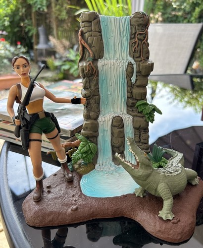 Tomb raider lara croft playset - raider,