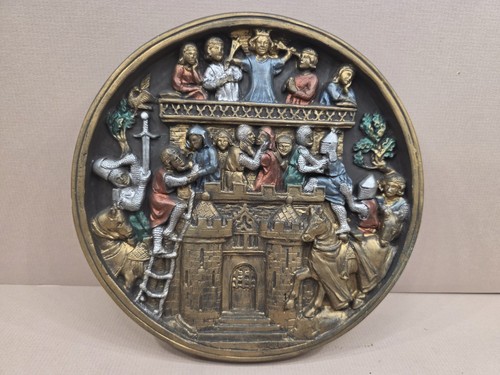 Marcus replicas medieval wall - marcus,