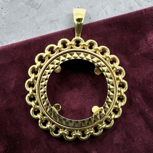 Vintage half sovereign coin - half,
