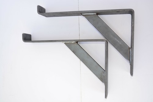Heavy duty shelf brackets - ,