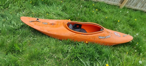 Wavesport kayak - z,
