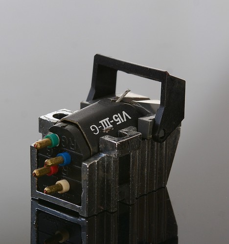 Shure iii moving - moving, magnet
