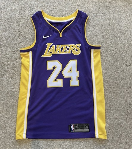 Kobe bryant small lakers - kobe,