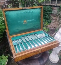 Antique Mappin & Webb Knife And Fork Cutlery Set Of 24 Silver Plated In Oak Box.