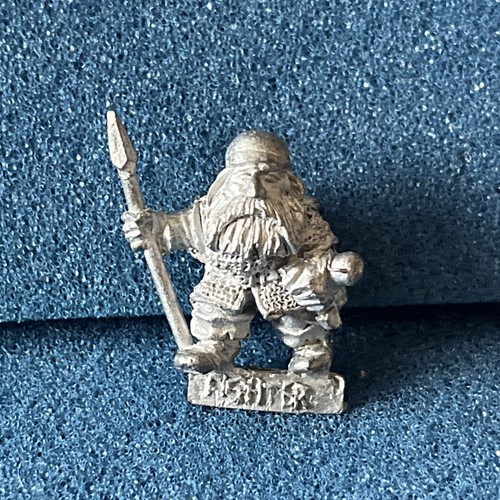 Fighter dwarf metal - fighter.,