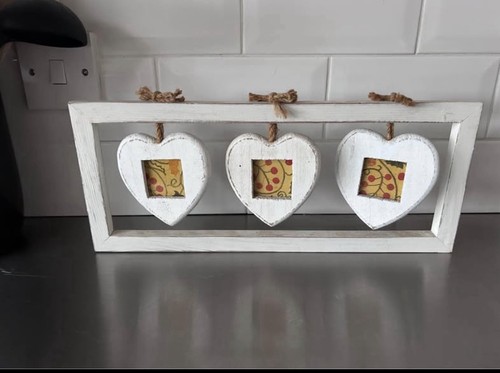 Shabby chic triple heart - chic,