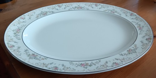 Royal doulton bone china - doulton,