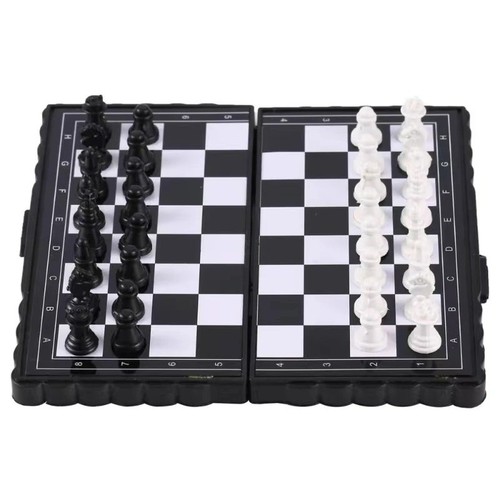 New magnetic travel chess set - new,