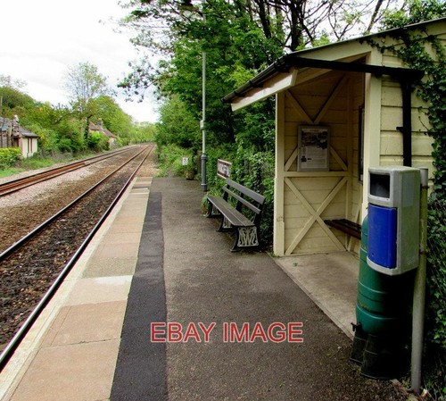 Photo wooden shelter and - wooden,