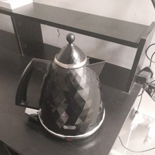 De'Longhi Brillante Kettle -