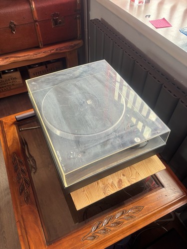 Rotel 830 vinyl turntable - 830,