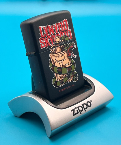 Genuine brand new 2009 zippo - genuine,