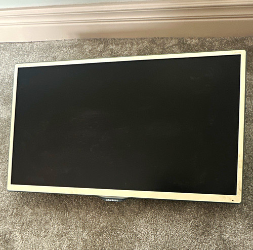 Samsung t24d391ew 24in white - 24in,