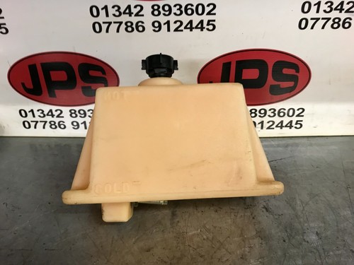 Hydraulic oil feed tank - , x