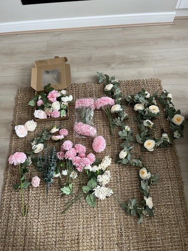 Artificial flowers job lot - flowers,