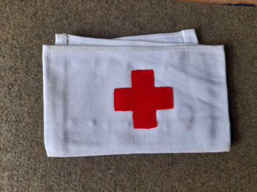 Medic arm band buttoned - arm,