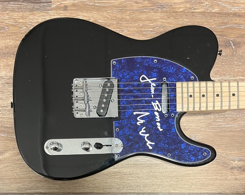 Air signed guitar - *,