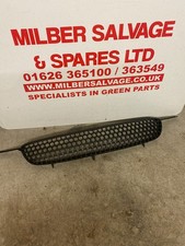 TOYOTA COROLLA FRONT GRILLE V