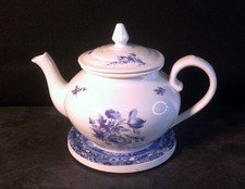 Apilco Blue & White Teapot