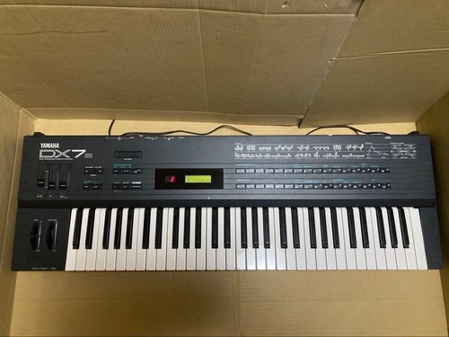 Yamaha dx7s synthesizer - dx7s, 61