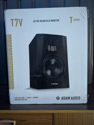 Adam audio t7v 2 way - t7v, 2-way