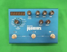 STRYMON Mobius Modulation Effects Pedal JP