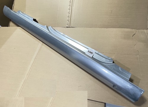 Right sill outer repair - right,