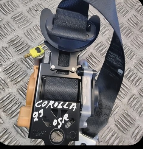 Toyota corolla seat belt rear - corolla,