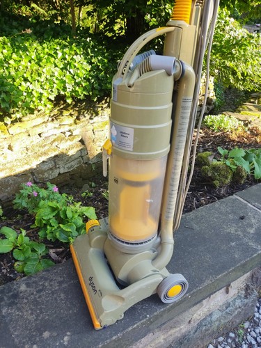 Dyson dc04 classic hoover - classic,