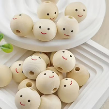 20 x Wooden Doll Head Beads