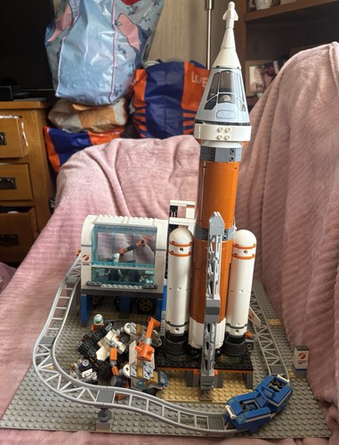 Lego deep space - deep, rocket