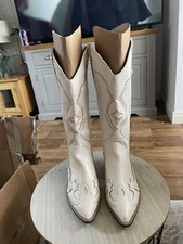 Beautiful Vintage Look Western