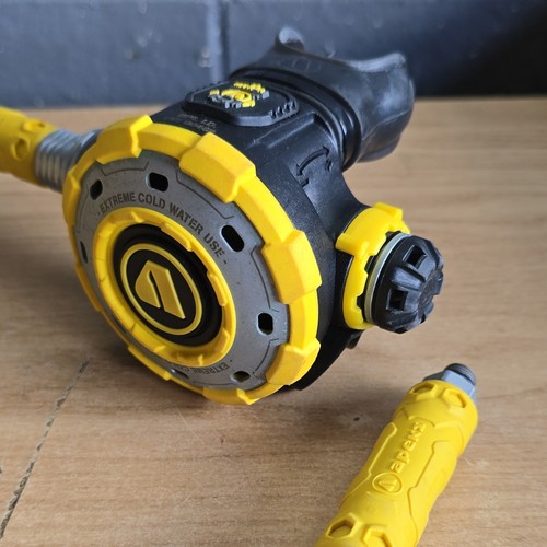 Apeks mtx octopus yellow - mtx-r,