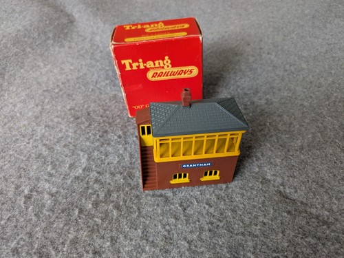 Tri ang r61 - tri-ang, signal
