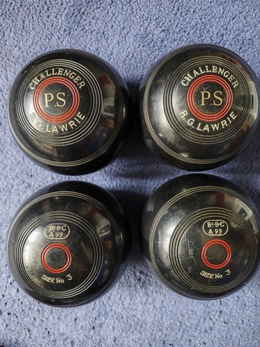 Lawn bowls size g - 3, lawrie